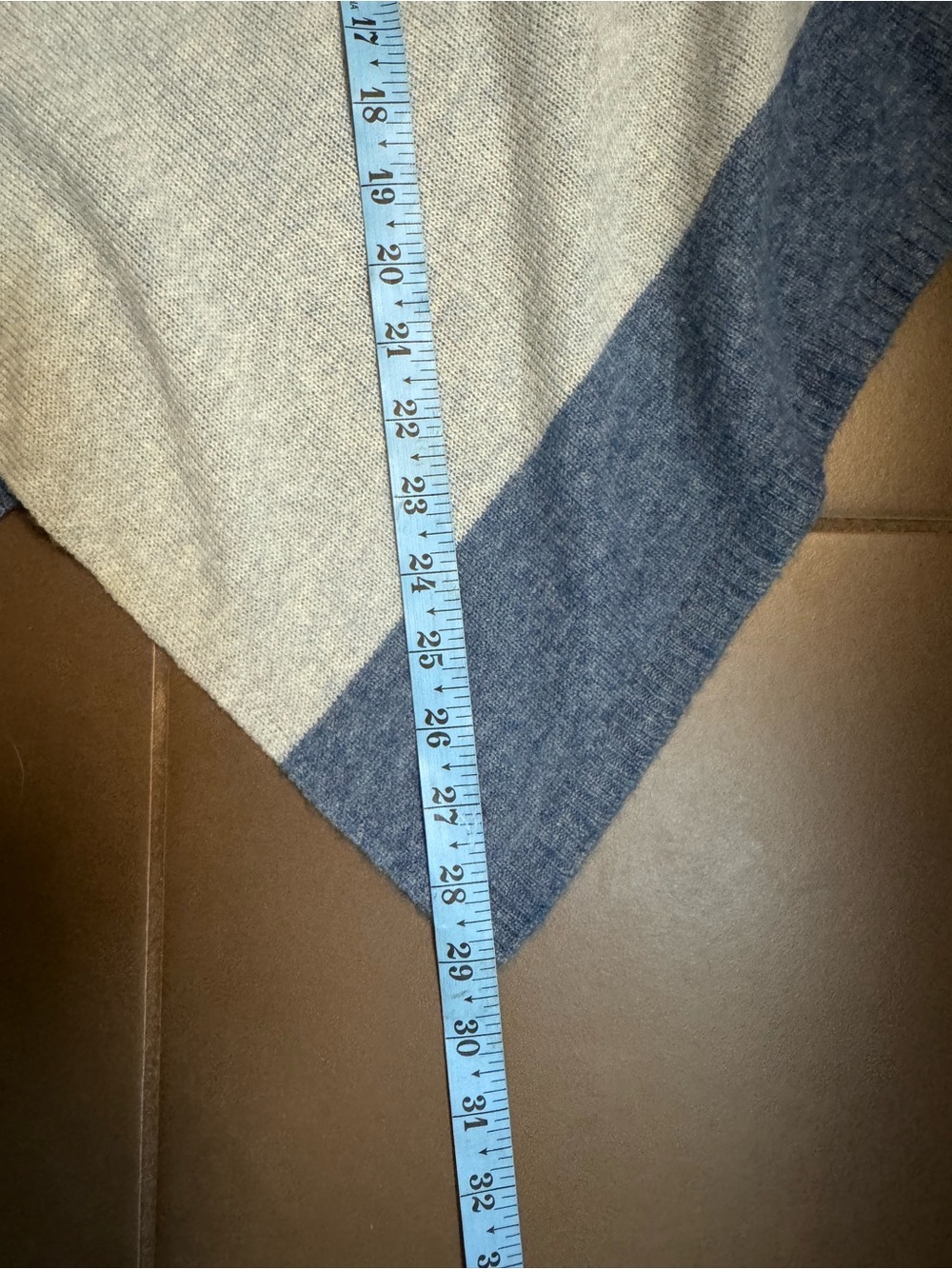 BERYLL 100% Cashmere Colorblock Poncho Wrap Blue Gray Layers Quiet Luxury OS - Picture 10 of 17
